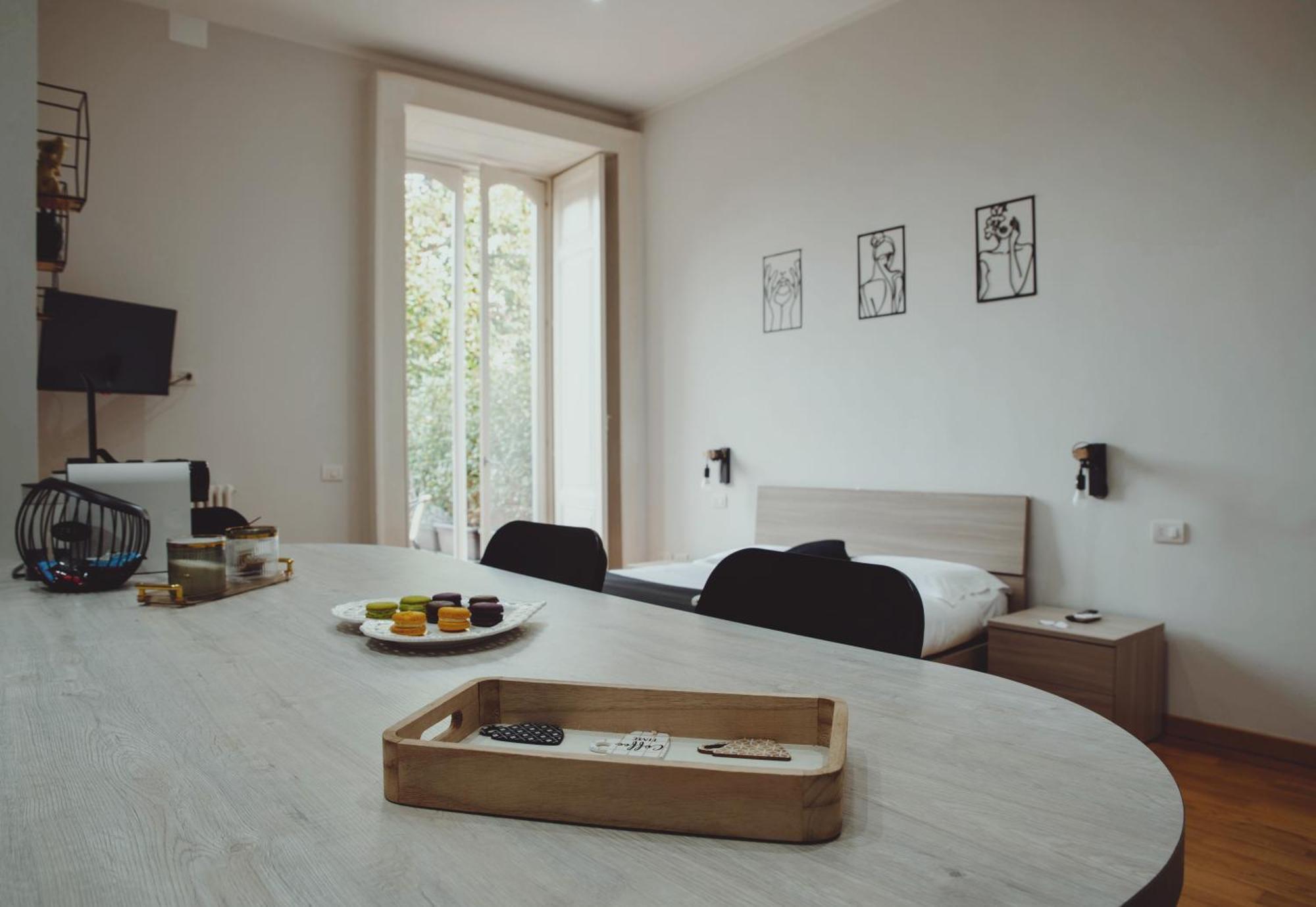 Royal Palace Apartment